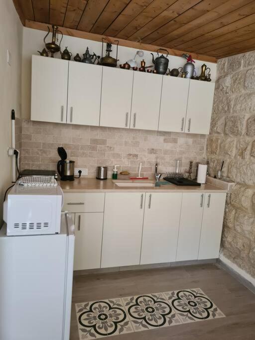 צימר חצר שמואלי - יחידת אירוח זוגית במושב אילניה Exteriör bild